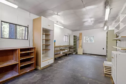 16073 Burgess Rd, La Pine, OR 97739 photo 18