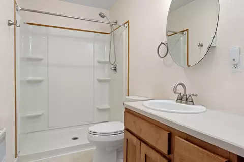 16073 Burgess Rd, La Pine, OR 97739 photo 9