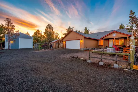 13562 SW Peninsula Dr, Terrebonne, OR 97760