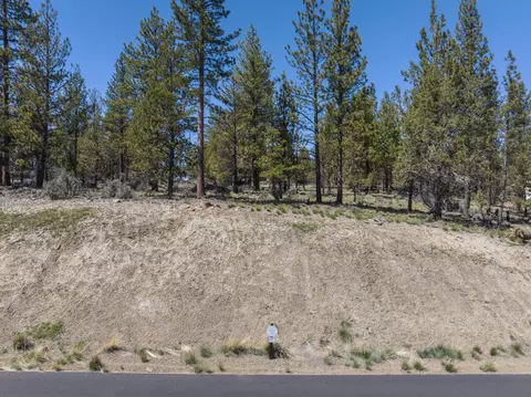 62947 Levins Ln, Bend, OR 97703 photo 14