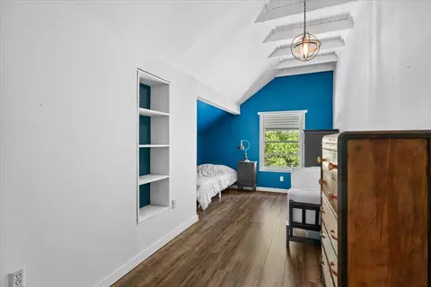Bedroom - 2368 Upper River Rd Loop, Grants Pass, OR 97526 photo 5 of 5