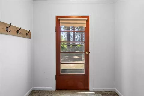 Entry Way - 2368 Upper River Rd Loop, Grants Pass, OR 97526 photo 1 of 3