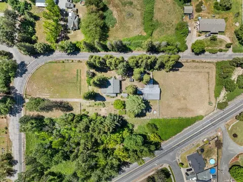 View/Area - 2368 Upper River Rd Loop, Grants Pass, OR 97526 photo 3 of 4
