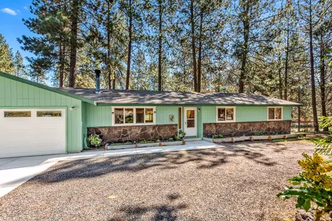 19130 Kiowa Rd, Bend, OR 97702