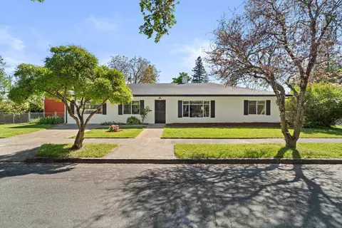321 SW I St #N/A, Grants Pass, OR 97526