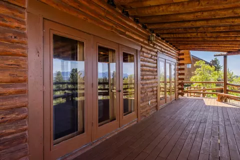 Exterior - 34840 Dawn Loop, Chiloquin, OR 97624 photo 14 of 20