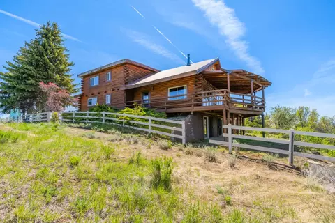 Exterior - 34840 Dawn Loop, Chiloquin, OR 97624 photo 6 of 20
