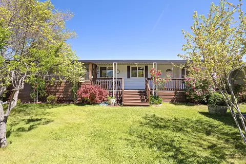 515 E Main St #1, Rogue River, OR 97537 photo 5