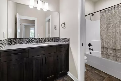 60419 Hedgewood Ln, Bend, OR 97702 photo 12