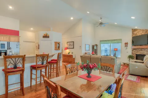 55819 Osprey Rd, Bend, OR 97707 photo 4