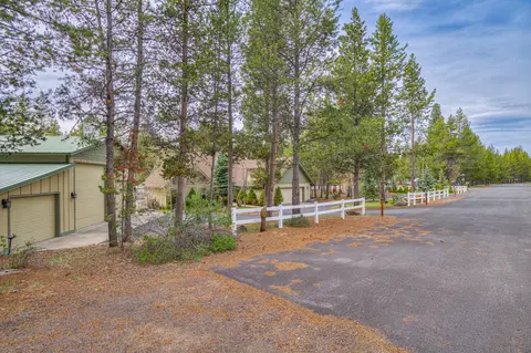 55819 Osprey Rd, Bend, OR 97707 photo 27