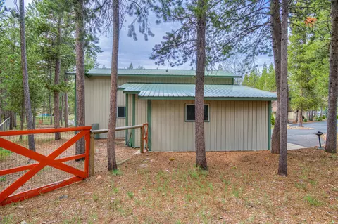55819 Osprey Rd, Bend, OR 97707 photo 28