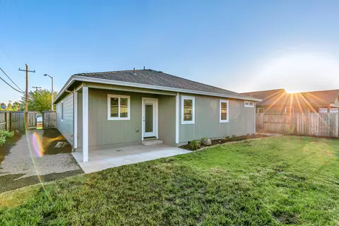 157 Cottonwood Dr, Eagle Point, OR 97524 photo 28