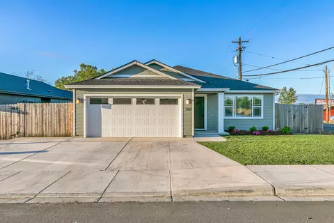 157 Cottonwood Dr, Eagle Point, OR 97524 photo 5