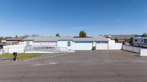 516 E Viewpoint Dr, Culver, OR 97734