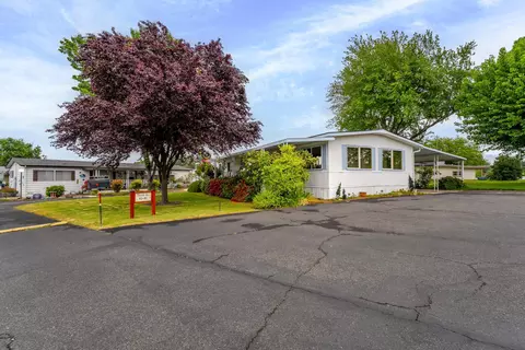 5076 Leonard Rd #61, Grants Pass, OR 97527