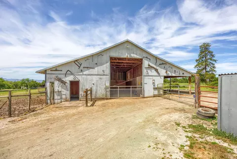 Other - 1350 Nick Young Rd, Eagle Point, OR 97524 photo 5 of 10