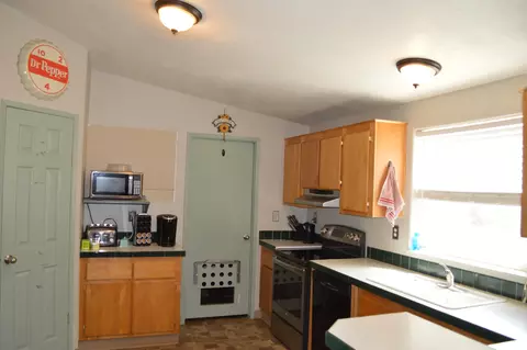 37855 Parkview Dr, Chiloquin, OR 97624 photo 8