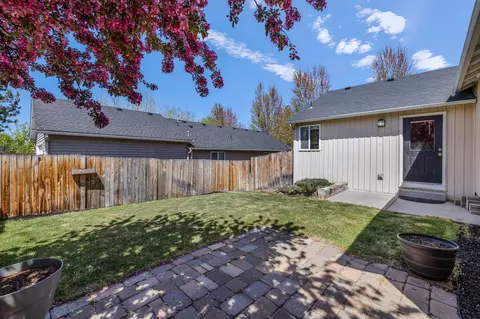 61089 Larkspur Loop, Bend, OR 97702 photo 30