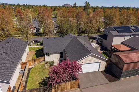 61089 Larkspur Loop, Bend, OR 97702 photo 38