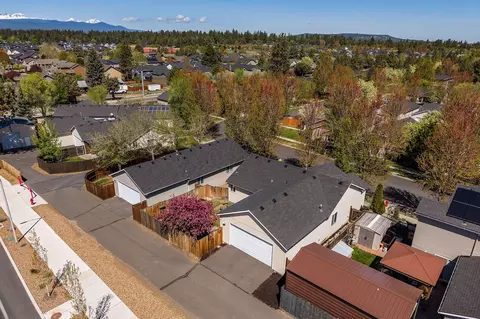 61089 Larkspur Loop, Bend, OR 97702 photo 39
