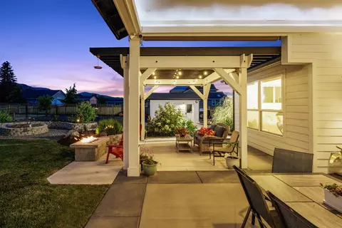 1827 Houston Rd, Phoenix, OR 97535 photo 9