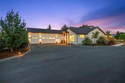 1827 Houston Rd, Phoenix, OR 97535 photo 3