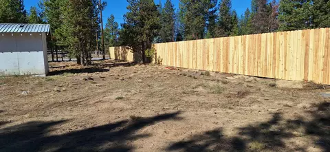 52530 Railroad St, La Pine, OR 97739 photo 1