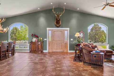 Entry Way - 18026 4th Ave, Bend, OR 97703 photo 3 of 3