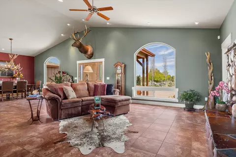 Living - 18026 4th Ave, Bend, OR 97703 photo 1 of 4