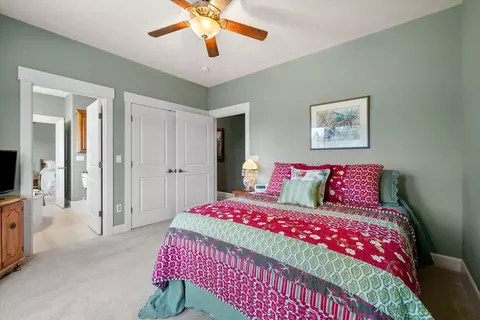 Bedroom - 18026 4th Ave, Bend, OR 97703 photo 5 of 7