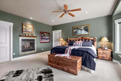 Bedroom - 18026 4th Ave, Bend, OR 97703 photo 3 of 7