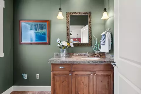 Bath - 18026 4th Ave, Bend, OR 97703 photo 7 of 7