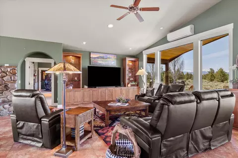 Living - 18026 4th Ave, Bend, OR 97703 photo 4 of 4
