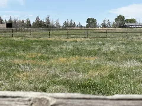 22350 Erickson Rd, Bend, OR 97701 photo 4
