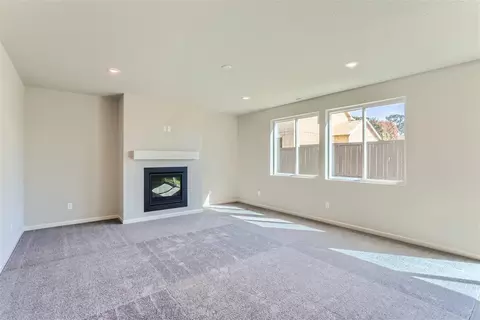 63253 Carly Ln, Bend, OR 97701 photo 7