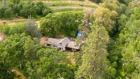 3838 Hwy 238, Jacksonville, OR 97530