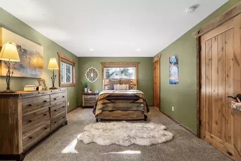 Bedroom - 15615 Cornell Dr, La Pine, OR 97739 photo 2 of 3