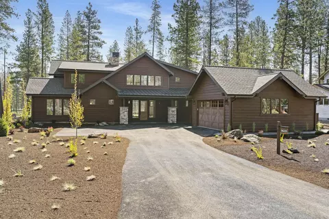 56225 Rockcress Ln #444, Bend, OR 97707