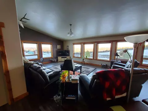 Living - 44221 Top Rd, Monument, OR 97864 photo 1 of 1