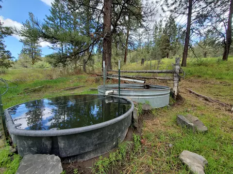 Exterior - 44221 Top Rd, Monument, OR 97864 photo 5 of 5
