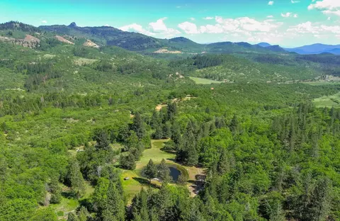 101 Nepal Rd, Ashland, OR 97520