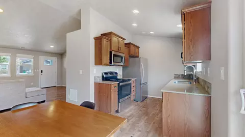 Kitchen - 61989 NE Nates Pl, Bend, OR 97701 photo 1 of 3