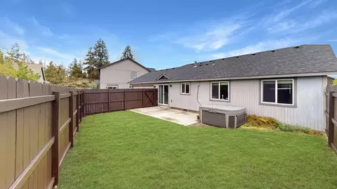 Exterior - 61989 NE Nates Pl, Bend, OR 97701 photo 4 of 6