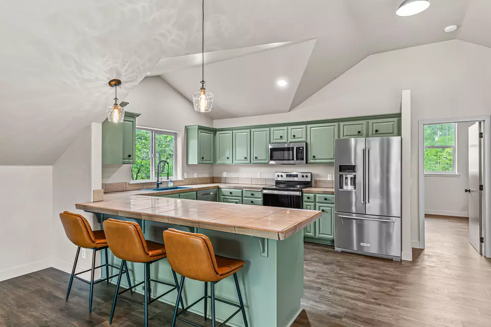 Kitchen - 5551 Or-227, Trail, OR 97541 photo 1 of 4