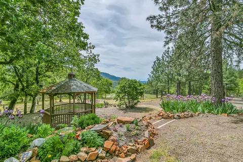 Exterior - 5551 Or-227, Trail, OR 97541 photo 16 of 24