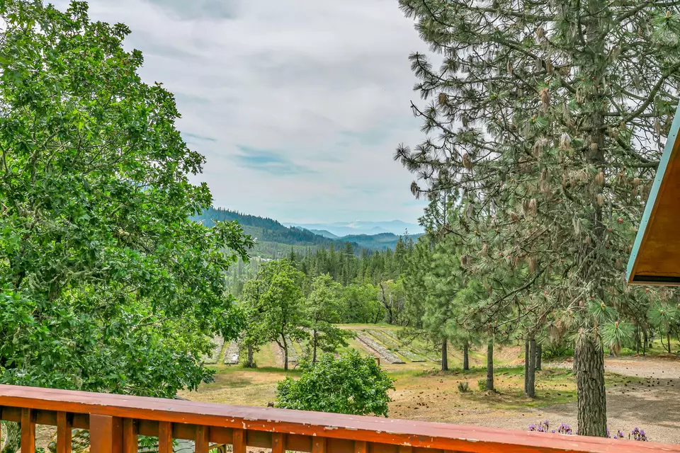 Exterior - 5551 Or-227, Trail, OR 97541 photo 6 of 24