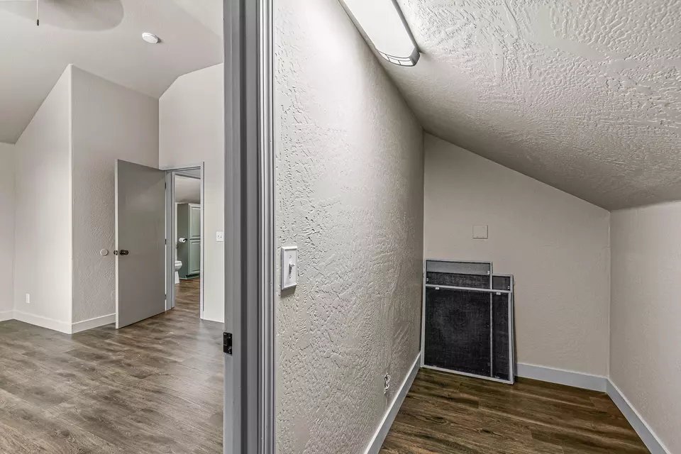Entry Way - 5551 Or-227, Trail, OR 97541 photo 1 of 1