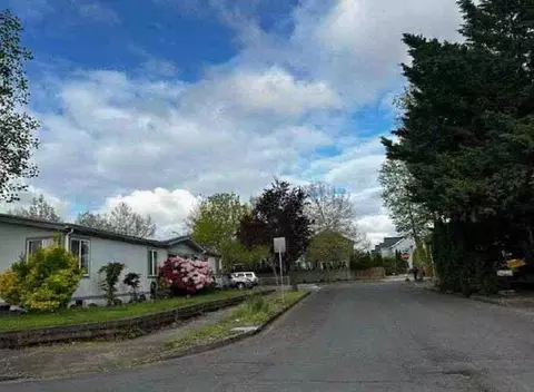 4985 Cone Ave, Eugene, OR 97402 photo 3