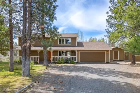22181 Calgary Dr, Bend, OR 97702
